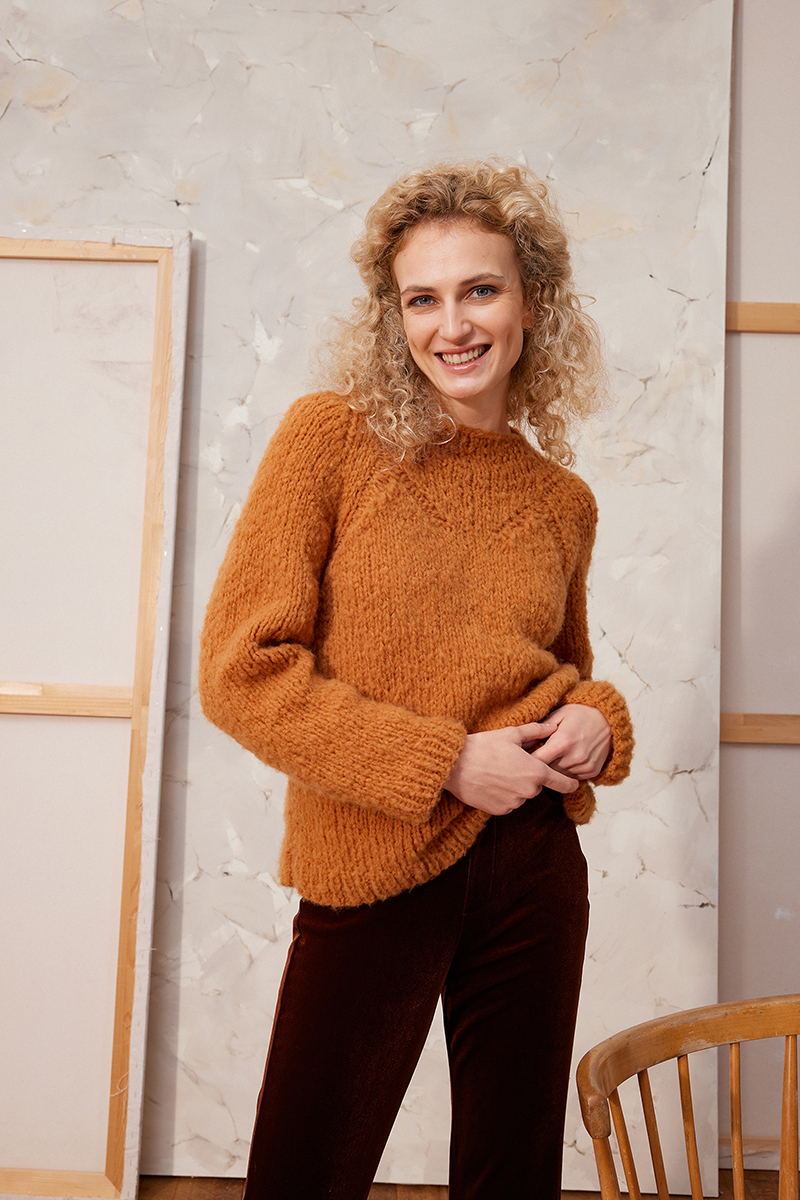 Elara Pullover