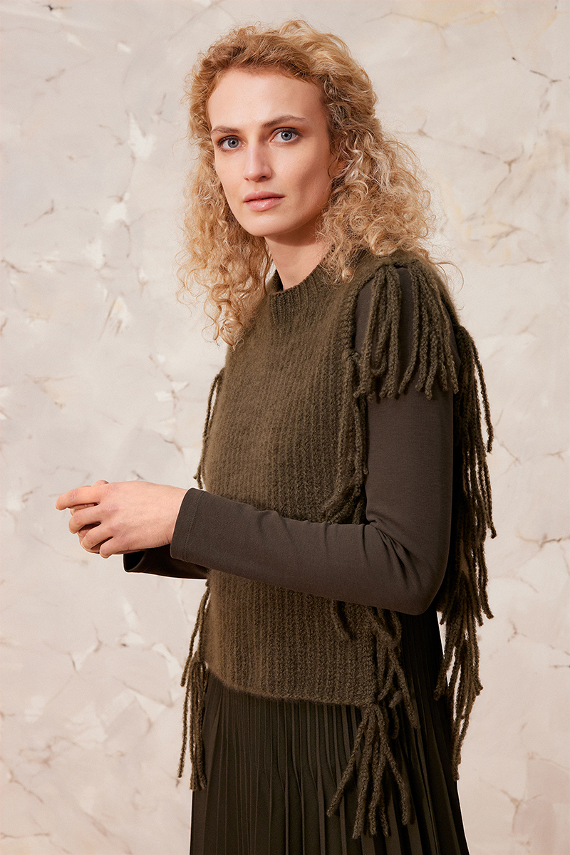 Otelia Slipover
